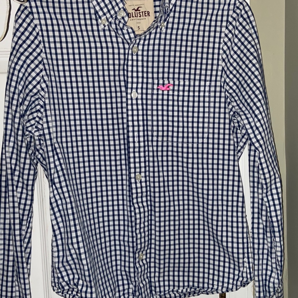 Shirt - Picture 3 of 4